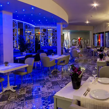 Costa Mare 리조트 말마리스