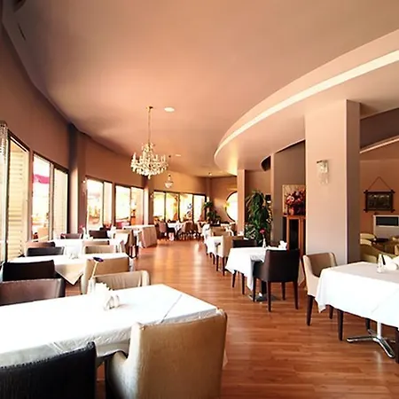 Курортный комплекс Costa Mare 4*